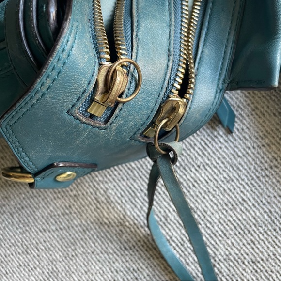 Authentic Coach Shoulder Bag - Picture 4 of 9